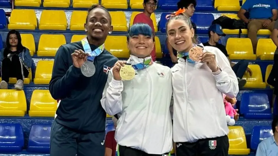 Alexa Moreno gana la medalla de oro en el salto de caballo del JCC 2023