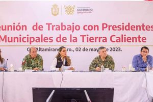 Evelyn Salgado Pineda extiende mano a alcaldes para pacificar Tierra Caliente
