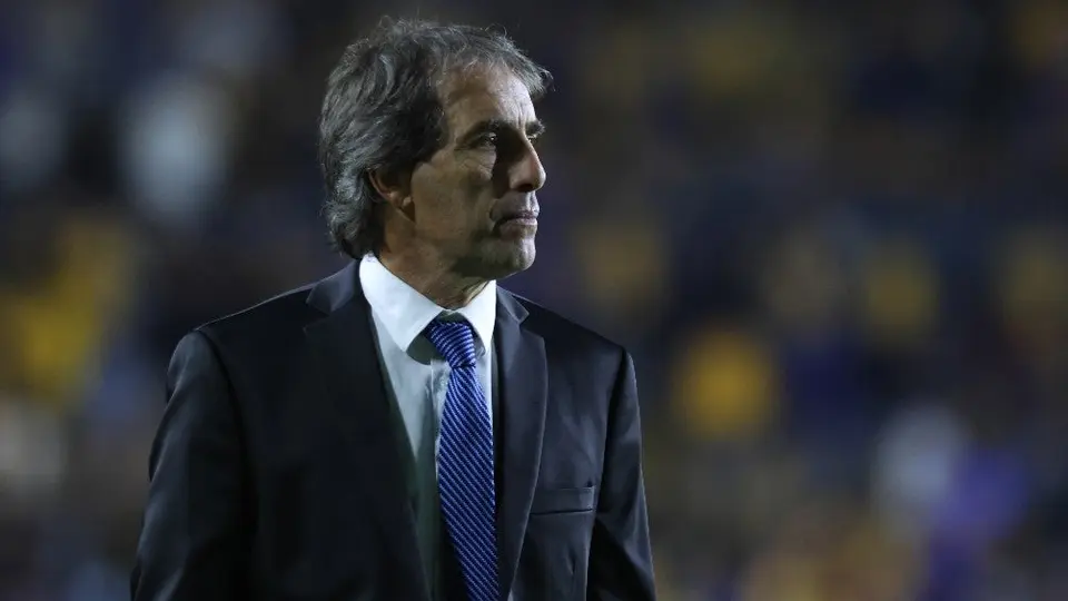 Guillermo Almada al Tri: 'Quiero agradecer al comité, felicitar a Cocca y desearles lo mejor"
