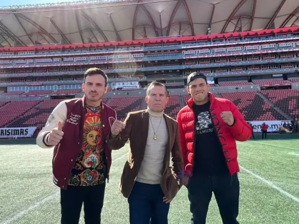 Julio César Chávez Jr ofreció disculpas a su padre: "Le voy a hacer caso siempre"