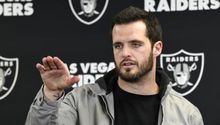 NFL: Derek Carr se despide de los Raiders con emotiva carta
