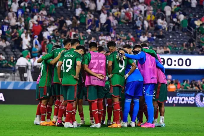 Periodista argentino sobre México: 'Tantos mexicanos y no pueden armar una Selección decente'