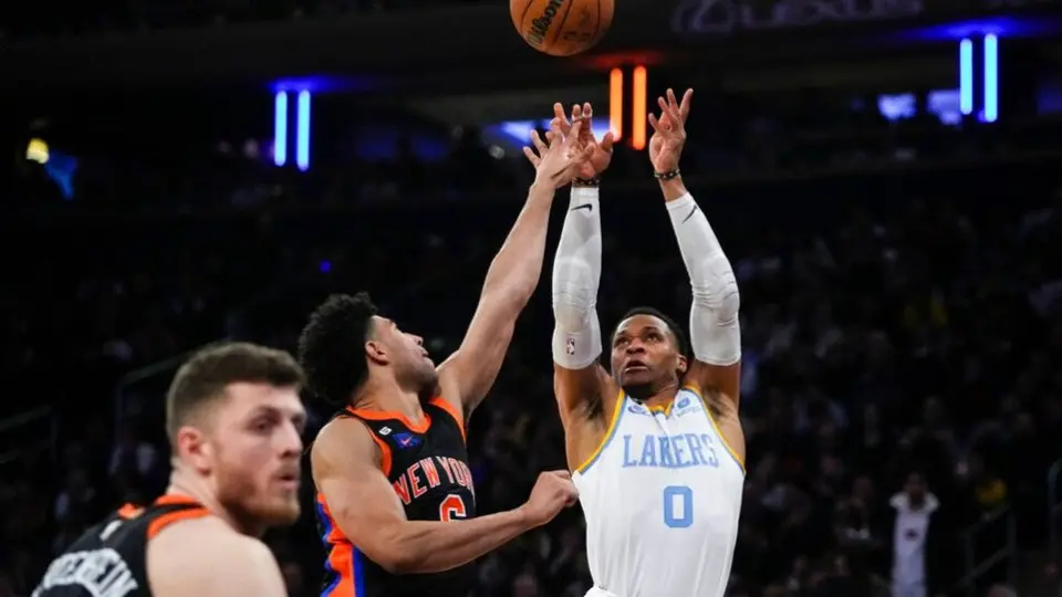 NBA: Lakers salen del ‘bache’ y LeBron ya es el cuarto histórico en asistencias