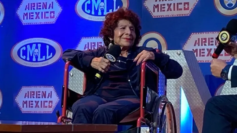 CMLL: Irma González, la primera luchadora en recibir distinción en Homenaje a Dos Leyendas
