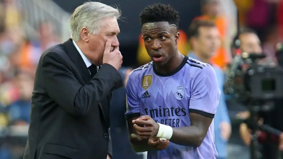 Carlo Ancelotti asegura que Vinicius no ha pensado en dejar a Real Madrid