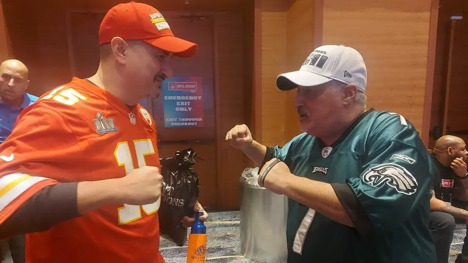 Super Bowl LVII: Cuando el deporte divide familias por la rivalidad entre hermanos