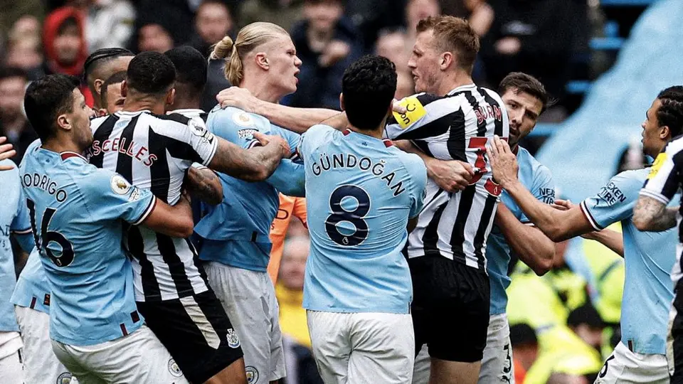Erling Haaland explotó contra sus rivales por defender a Jack Grealish