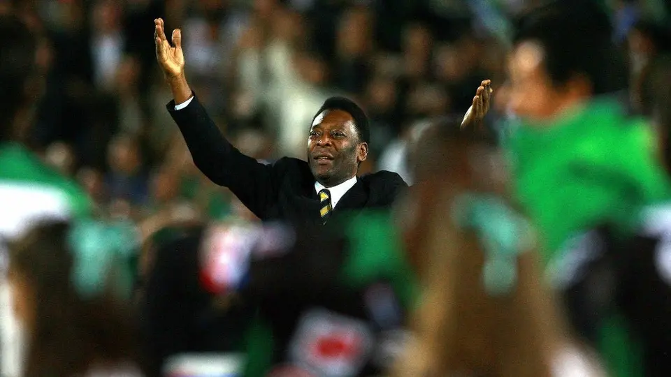 Romário mandó mensaje de apoyo para Pelé: 'El mundo reza por ti'