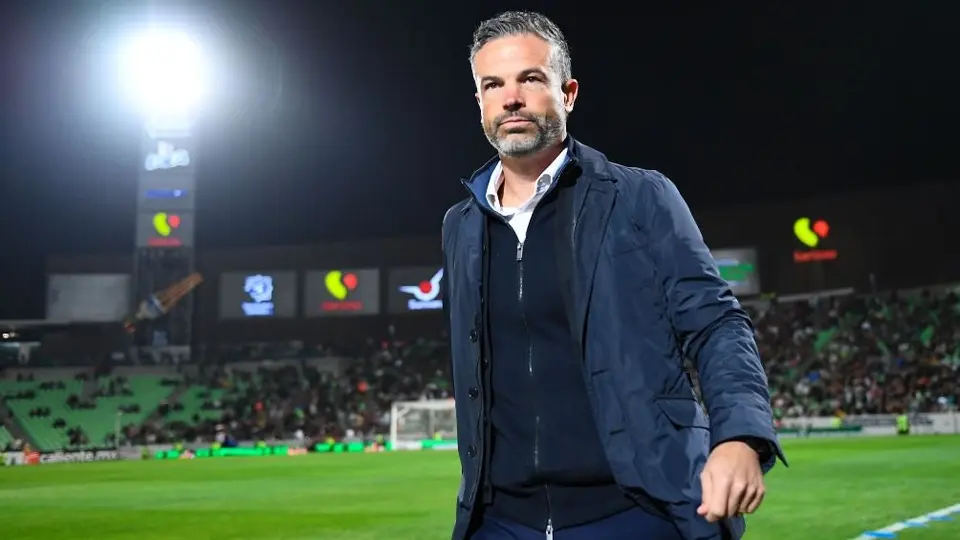 Dani Alves: Rafa Puente Jr, DT de Pumas, dice que no hay acusación formal sobre su jugador