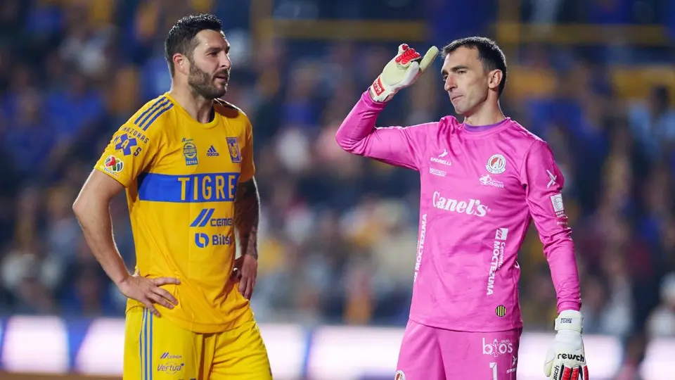 Tigres no puede vencer al muro defensivo de San Luis y empató sin goles en el Volcán