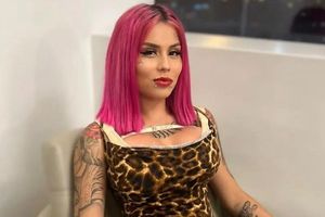 Mona sorprende y confirma que abrió su cuenta de OnlyFans