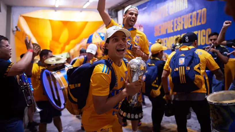 Real Betis felicitó a Diego Lainez tras conseguir el campeonato con Tigres