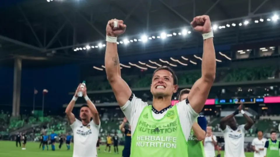Chicharito festejó clasificación de Chivas a la Final