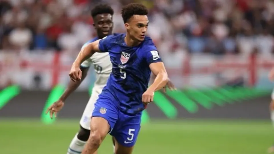 Antonee Robinson previo al México contra Estados Unidos: 'Tenemos que ganar como sea'