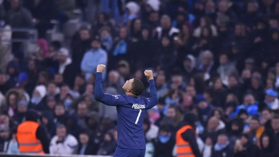Kylian Mbappé: 'Me quedaré en el PSG y decidiré mi futuro en 2024'