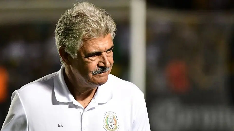 Tuca Ferretti, a detalles de firmar como DT de Cruz Azul; Memo Vázquez será su auxiliar