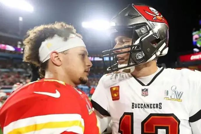 Mahomes se rindió ante Brady: "Siempre intentas ser el mejor, pero obviamente Tom es el mejor"
