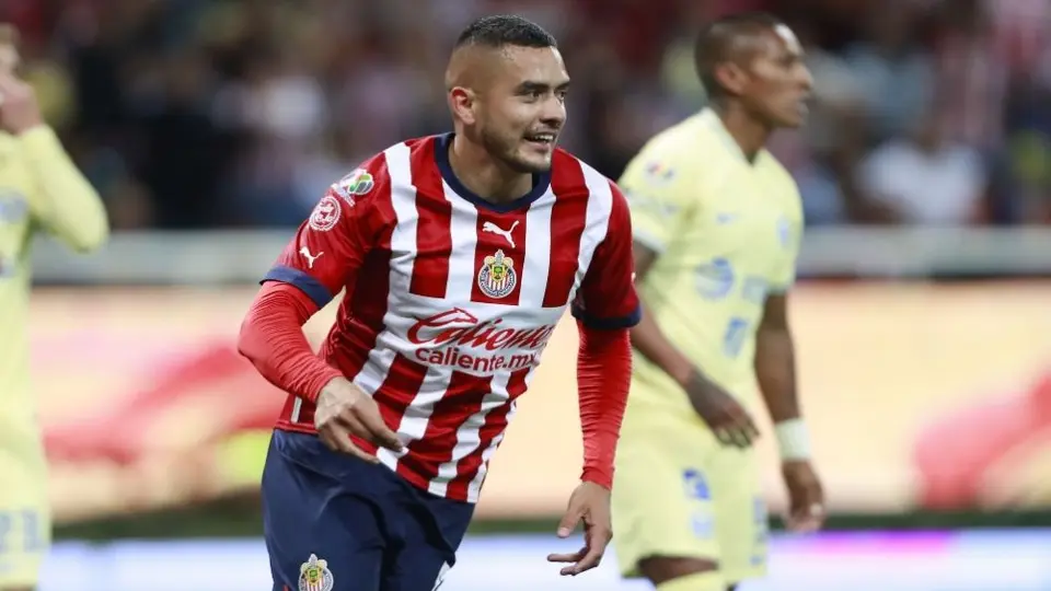 Chivas hace oficial la salida de Sergio Flores; jugará en Mazatlán