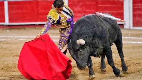 Joselito Adame fue embestido en Feria de San Marcos 2023 en Aguascalientes