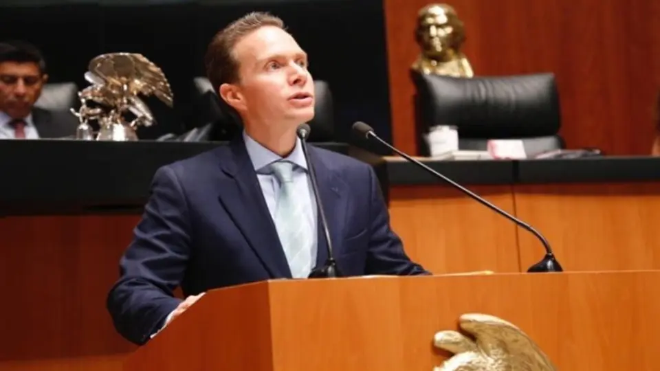 Manuel Velasco busca la candidatura a la presidencia con Morena