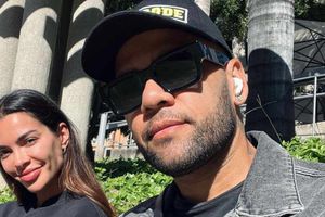 Dani Alves: Abogados le recomiendan no divorciarse como estrategia de defensa