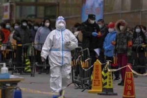 Covid-19 pudo surgir de un laboratorio en China