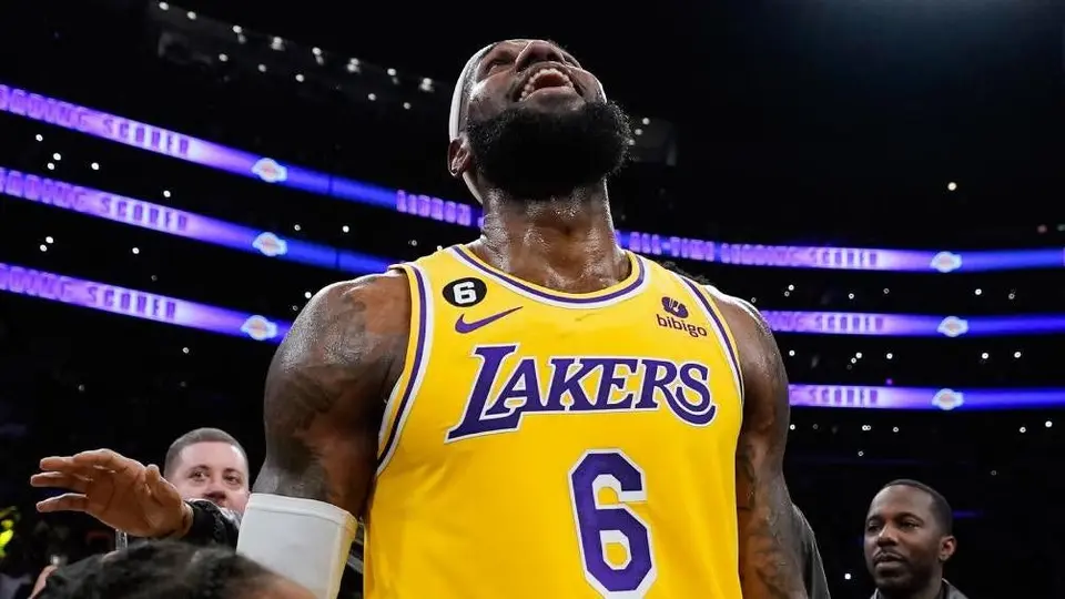 LeBron James aseguró que continuará por más tiempo: 'Sé que puedo jugar un par de años más'