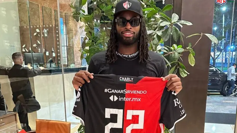 Najee Harris es nuevo fanático del Atlas previo al Clásico Tapatío en Liguilla