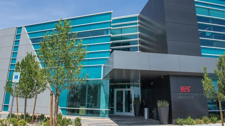 UFC anunció establecimiento de desarrollo y entrenamiento en México