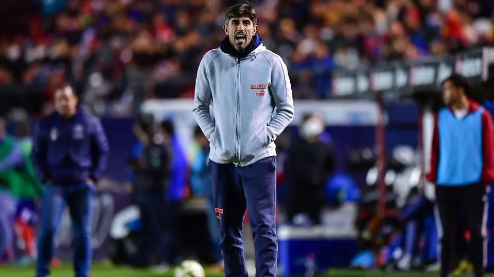 Chivas respalda a Veljko Paunovic, señala Wacho Jiménez tras complicado inicio