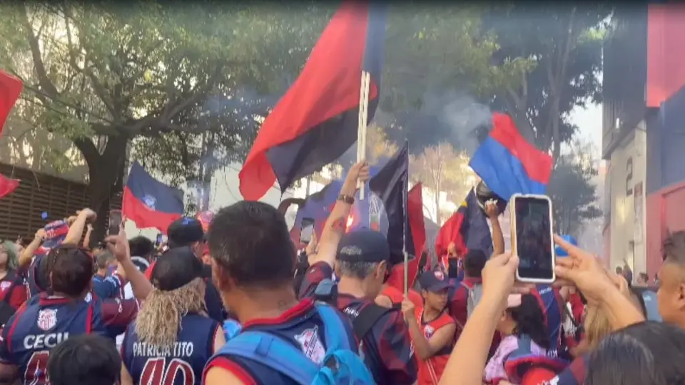 Atlante: Afición de los Potros dio cálida bienvenida a su equipo previo al Campeón de Campeones