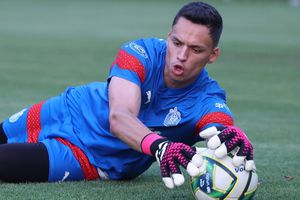 ¿Quién es Óscar Whalley, el portero que sustituirá al Tala Rangel en Chivas?