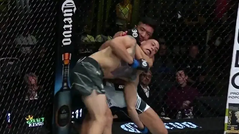 Kyung Ho Kang acaba con Cristian Quiñones y lo hace rendirse en UFC Fight Night Las Vegas 75