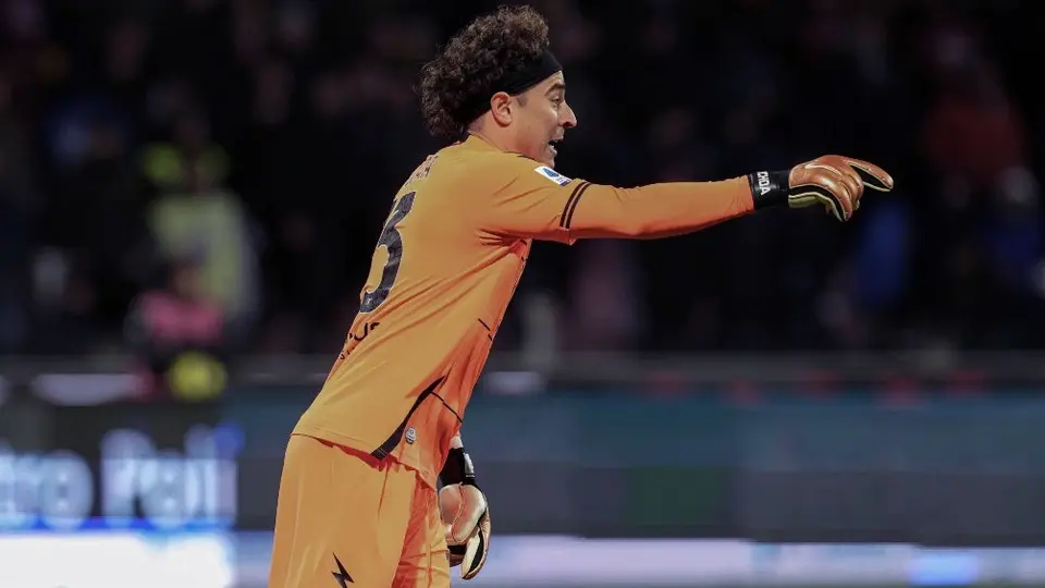 Memo Ochoa obtiene su primer triunfo con el Salernitana tras vencer al Lecce