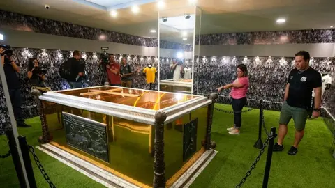 Pelé: Mausoleo que alberga restos de O'Rei en Santos abre sus puertas