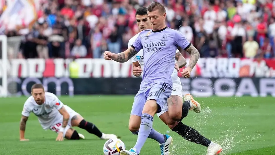 Real Madrid: Toni Kroos acuerda extensión de contrato por un año