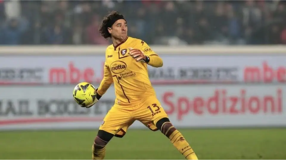 Memo Ochoa fue elogiado por su nuevo entrenador previo al juego ante la Lazio