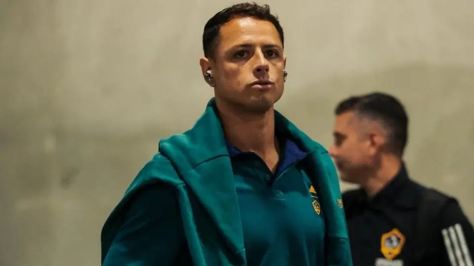Chicharito Hernández fue expulsado y LA Galaxy cayó ante Charlotte en la MLS