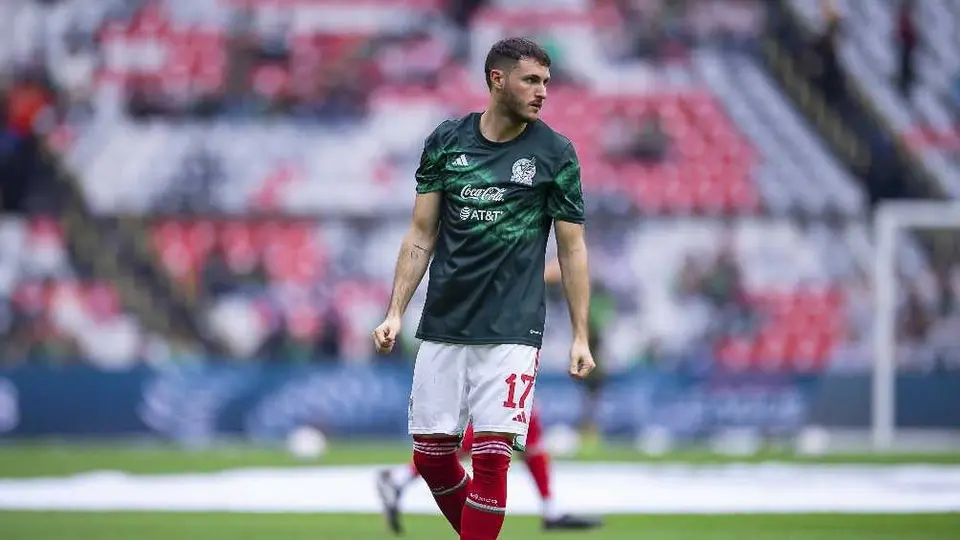 Selección Mexicana: Santi Giménez fue coreado en el Azteca mientras se abucheaba a Jiménez