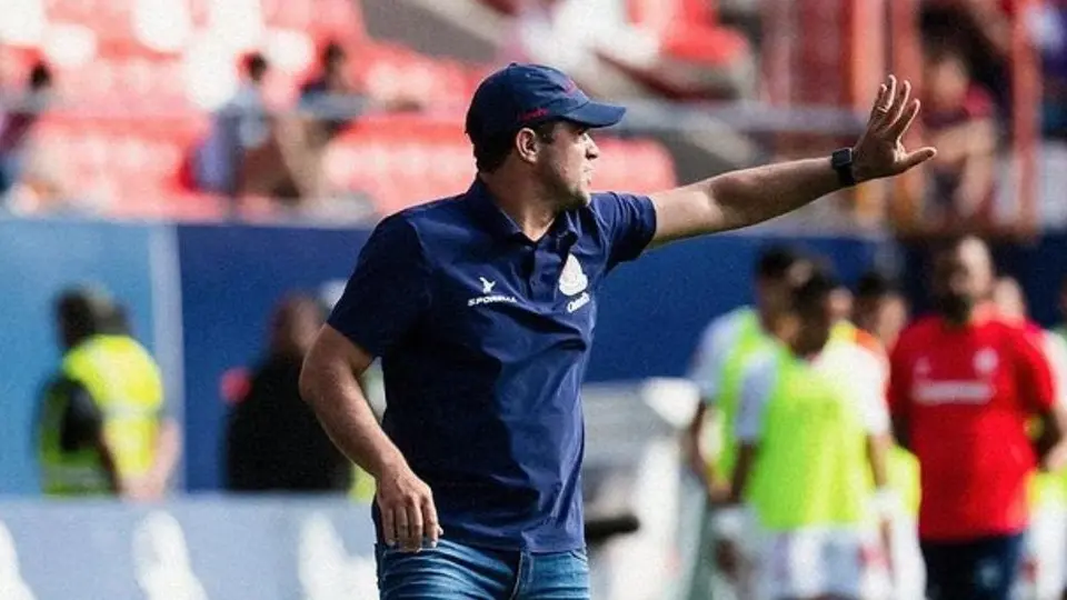André Jardine no sabe sobre supuesto interés de América