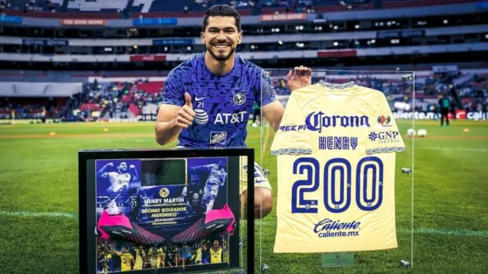América: Henry Martín recibió reconocimiento por cumplir 200 partidos con las Águilas