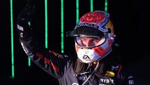 Verstappen, a nada de cometer error que colocaría a Checo Pérez como líder del campeonato