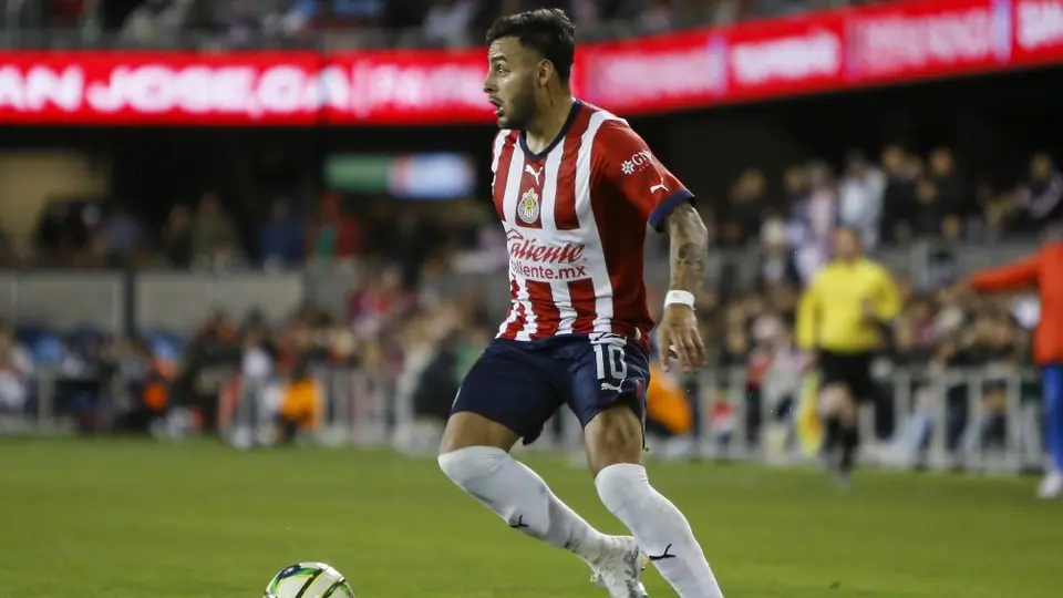 Clásico Tapatío: Chivas tiene a su nuevo líder y capitán en el 11 titular en Alexis Vega