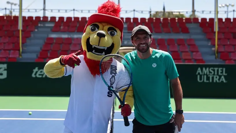 Hans Hach Verdugo aconsejó a los recoge pelotas en el Challenger de León