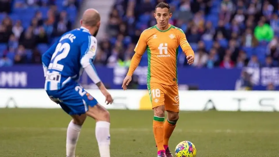 LaLiga: Con Guardado de titular, Real Betis cayó ante el Espanyol de César Montes