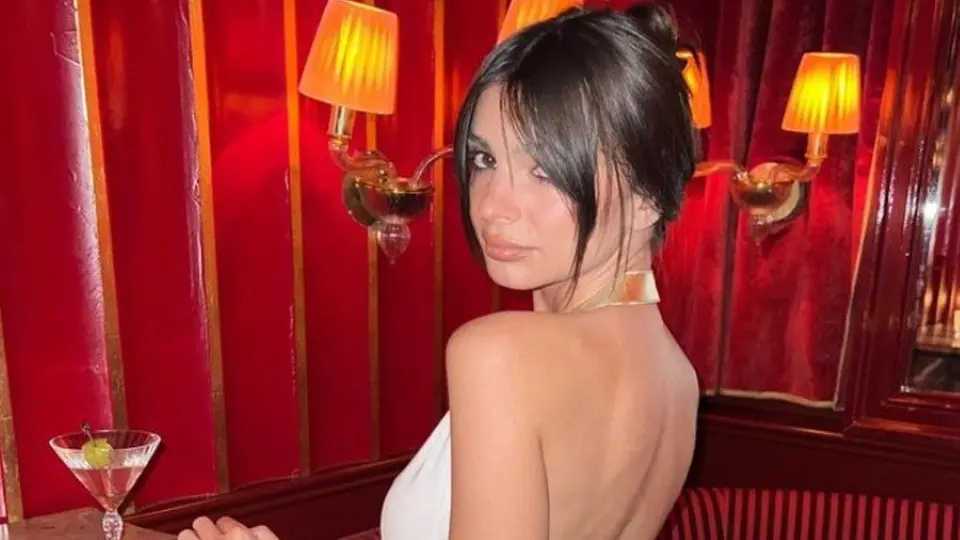 ¿Guiño al Chucky Lozano? Emily Ratajkowski demostró su 'amor' por el Napoli