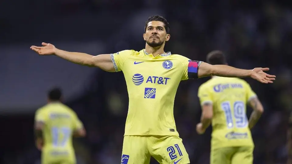 Leo Suárez sobre Henry Martín: 'Todos tratamos de ayudarlo a que haga goles'