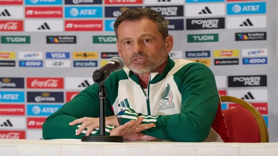 Diego Cocca sobre llamar a Vela y Chicharito: 'Hablaré con ellos cuando sienta que deba hablar'