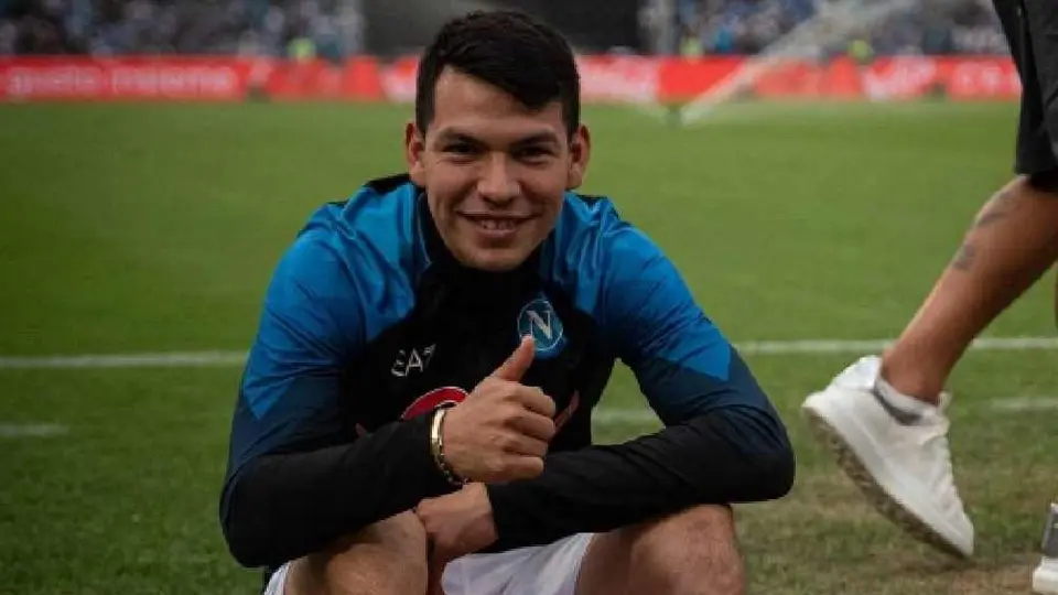 Hirving Lozano rechazó oferta del Fenerbahce y sigue buscando equipo