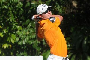 Golfista gana título en Puerto Rico y celebra a lo 'Dibu' Martínez en Qatar